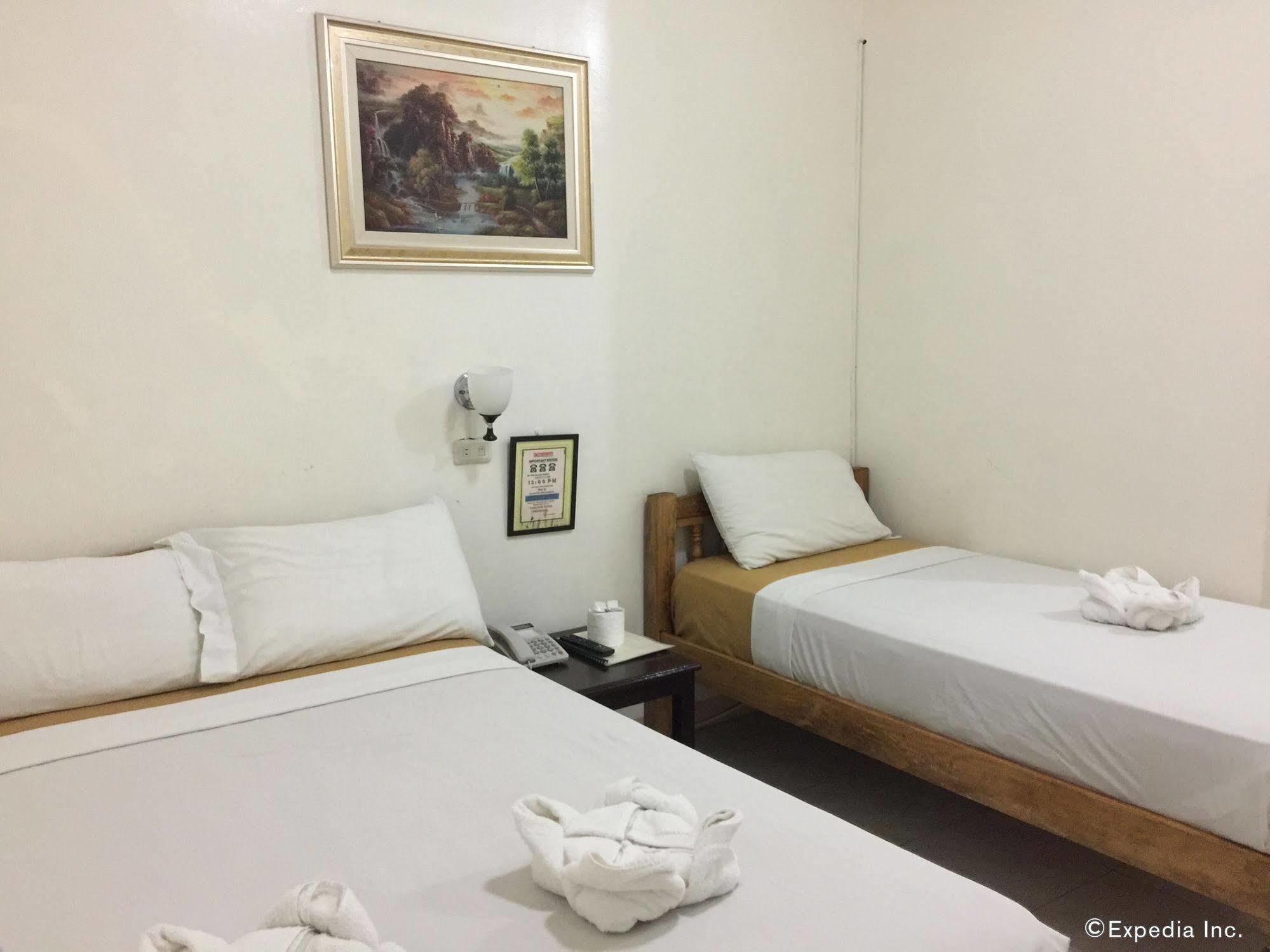 Constrell Pension House Tagbilaran City Exterior photo