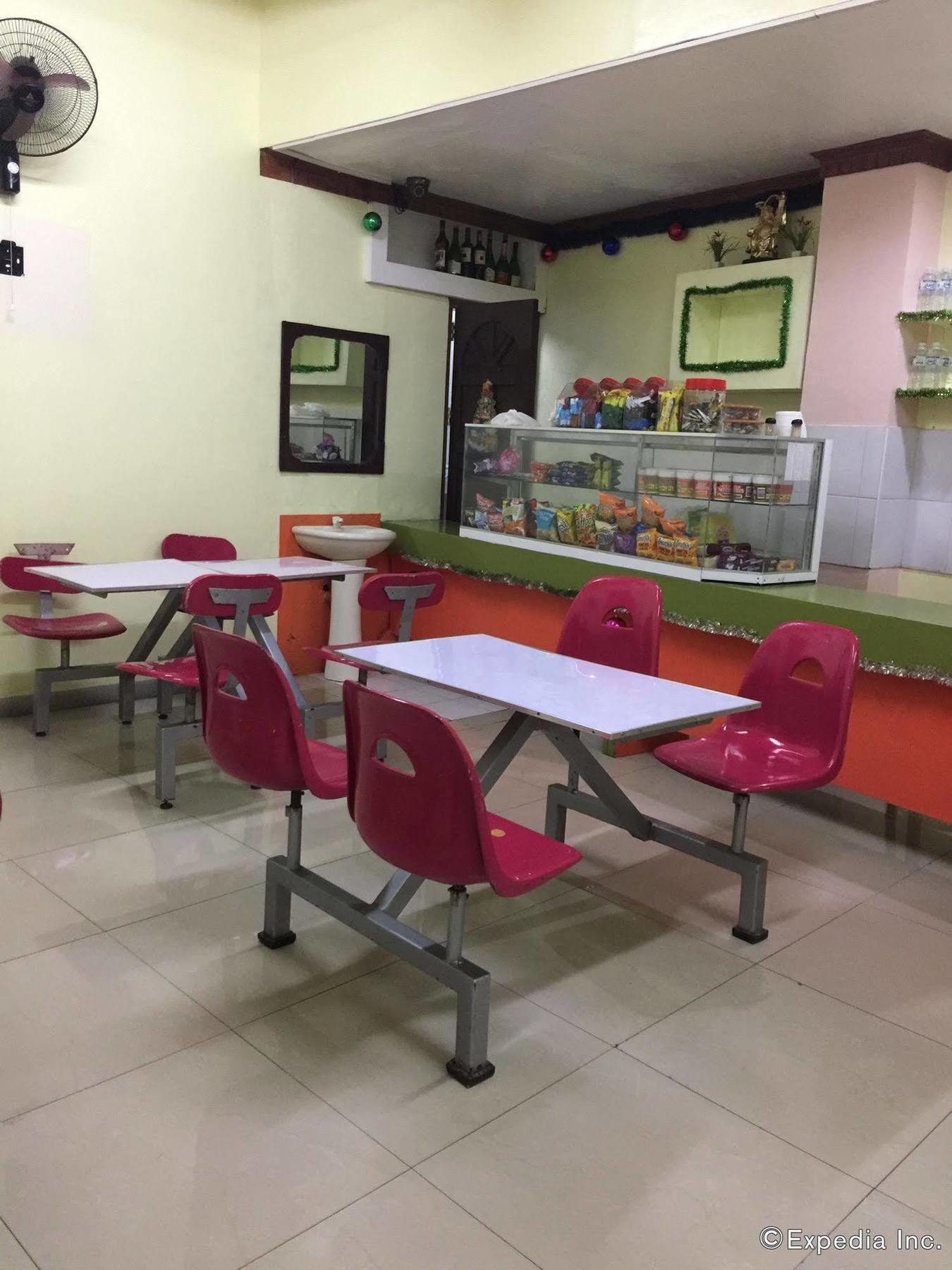Constrell Pension House Tagbilaran City Exterior photo