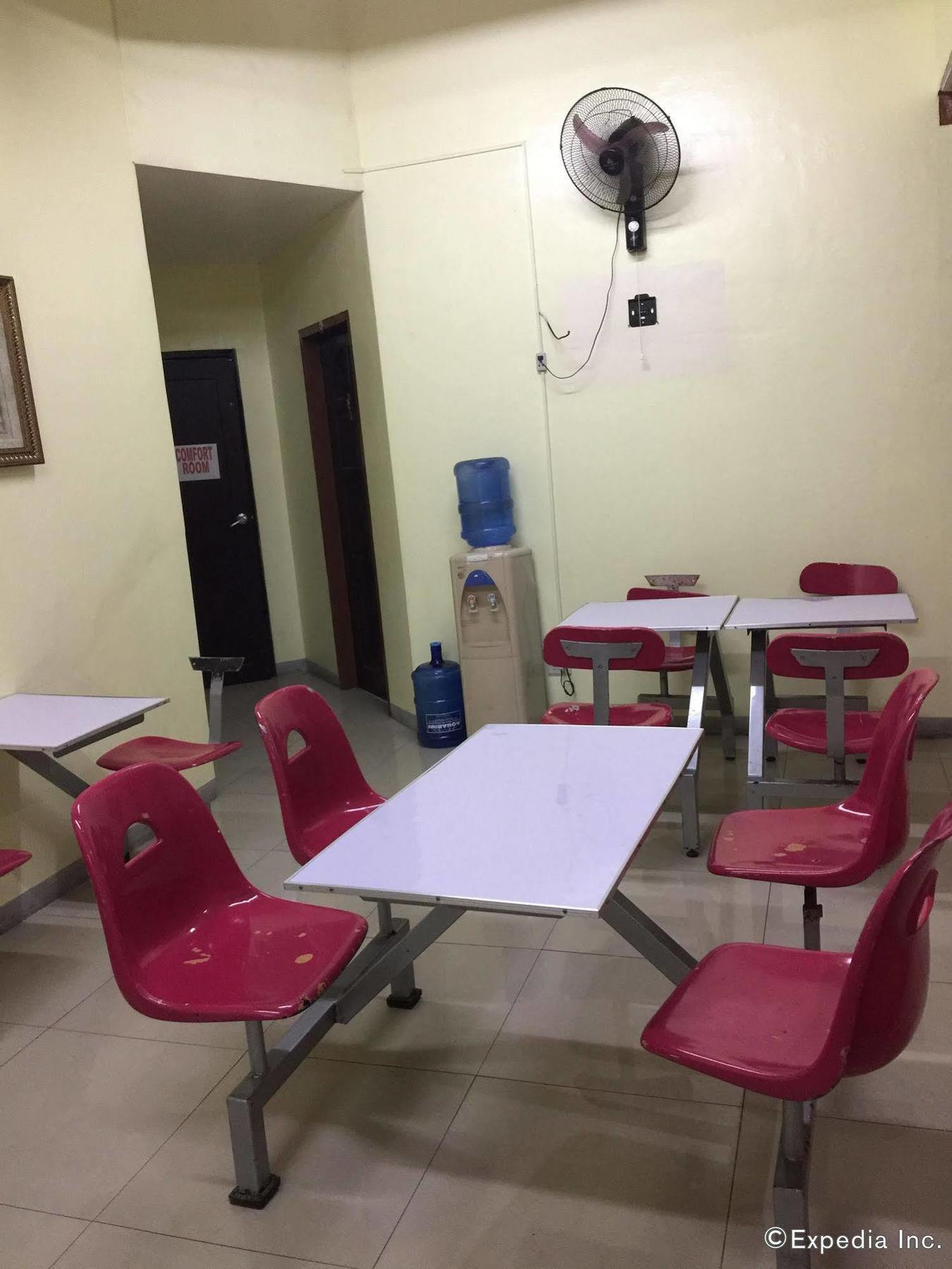Constrell Pension House Tagbilaran City Exterior photo